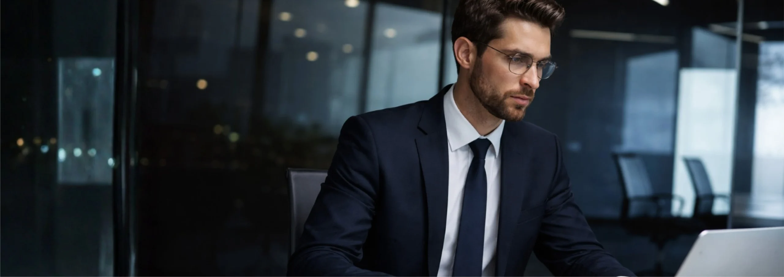 <span class="fw-regular">Unidos contra el </span> <span class="text-rojo fw-semibold"> fraude </span> - LaCardio